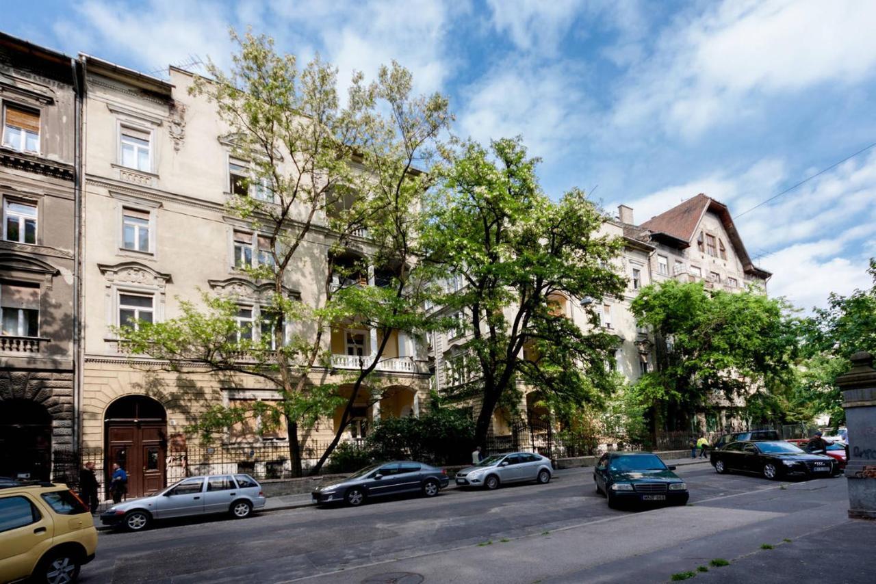 Heroes Square & City Park Thermals Apartment Будапеща Екстериор снимка